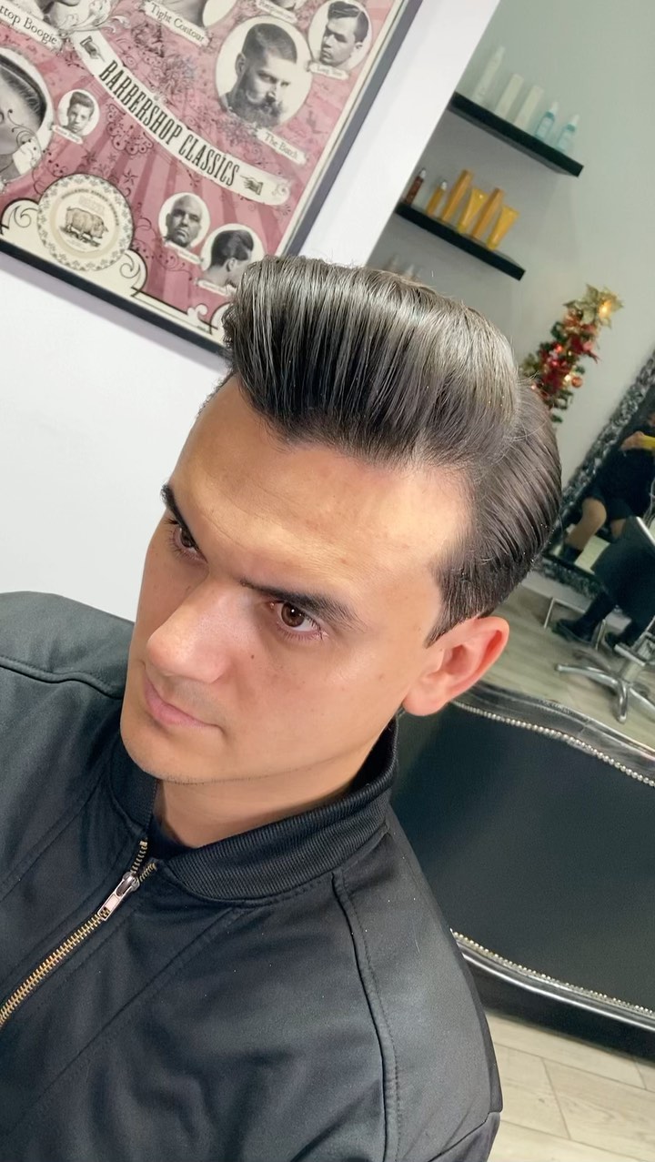 BELLA DONNA & DOM BARBER — equipa